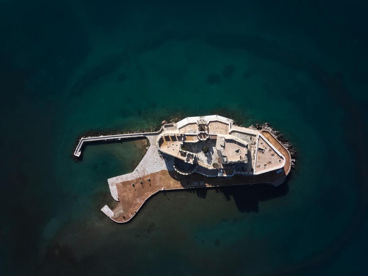 Hotel Ippoliti นาฟปลิโอ ภายนอก รูปภาพ